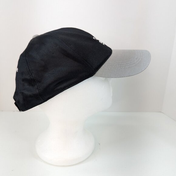 Veezo White Embroidered Logo Men's Black Adjustable Strap Back Cap Hat NWOT - Picture 4 of 7